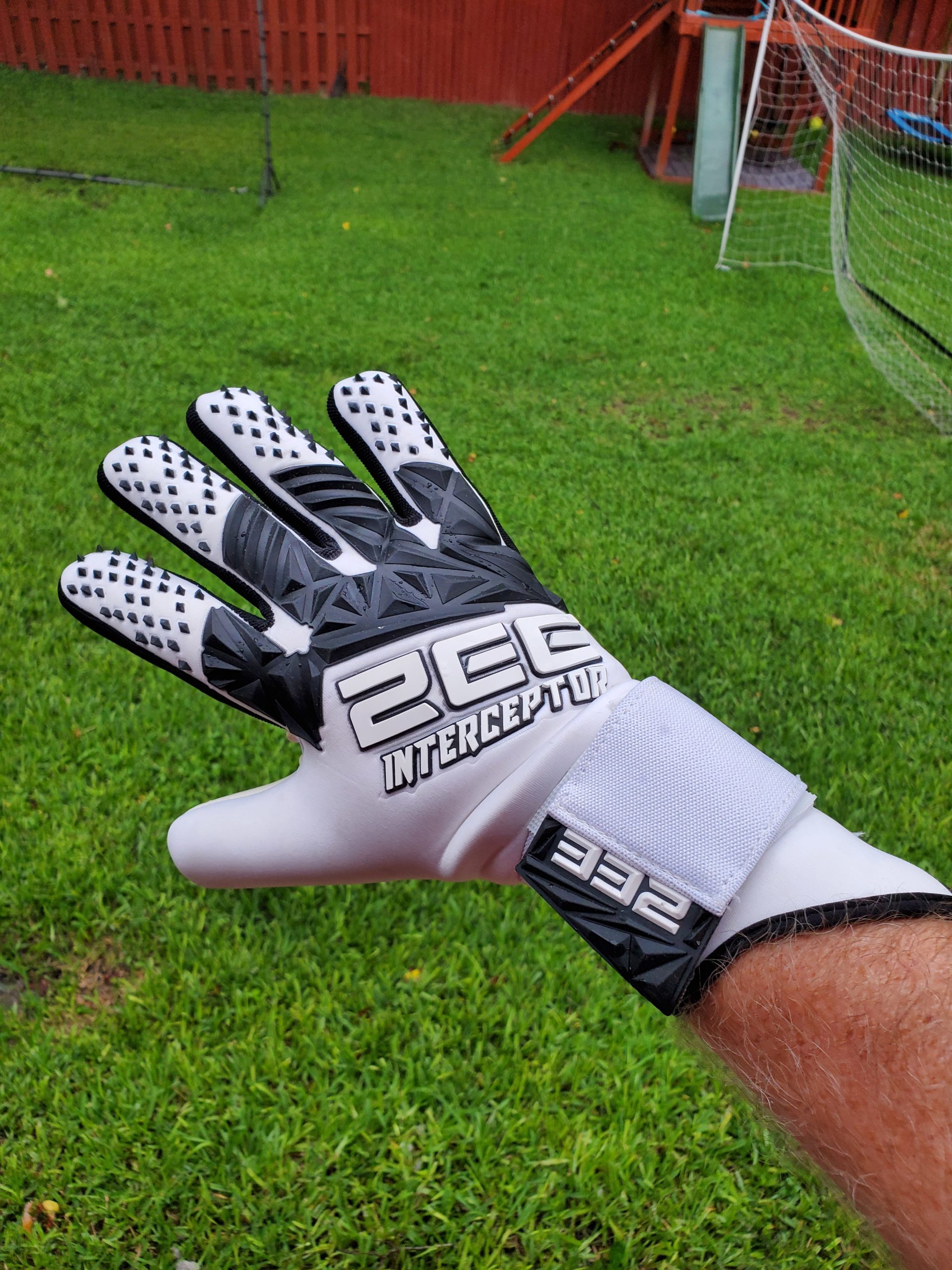Interceptor white goalkeeper gloves